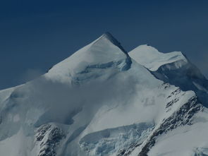 我就是偶像游戏中的雪公主：探索梦幻世界与音乐魅力的奇妙旅程