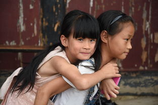 家的故事：百分之百真实，百种情感交织的生活琐事、欢笑、泪水