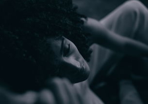 (幻界传说手游官网)探秘幻界传说传奇手游攻略：打造强力战队，挑战终极BOSS！