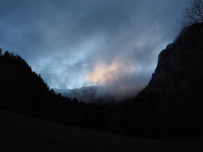 探秘神秘山脉：揭秘战匠杜沃黑鸦山大门第二把钥匙的秘密