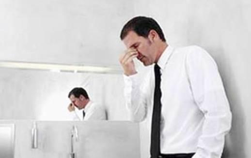 男性一有尿意就憋不住是因为尿道肌肉控制失调的表现 男性一有尿意就憋不住是因为尿道肌肉控制失调的表现